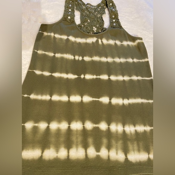 VENUS Womens Medium Tie Dye Olive Green and White Racerback Tank Top - Picture 2 of 12
